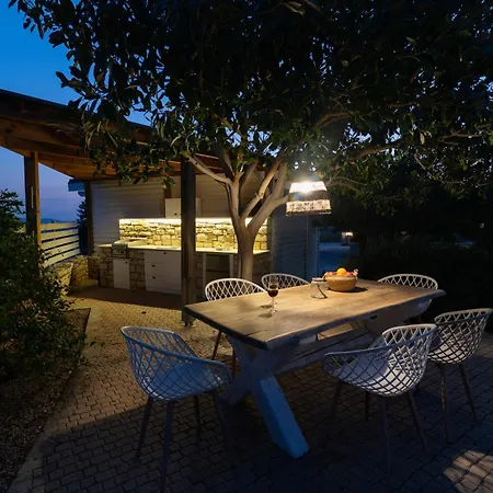 Villa Carob