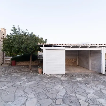 Carob Villa