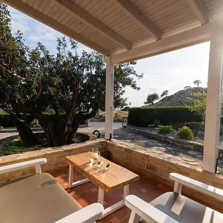 Villa Carob